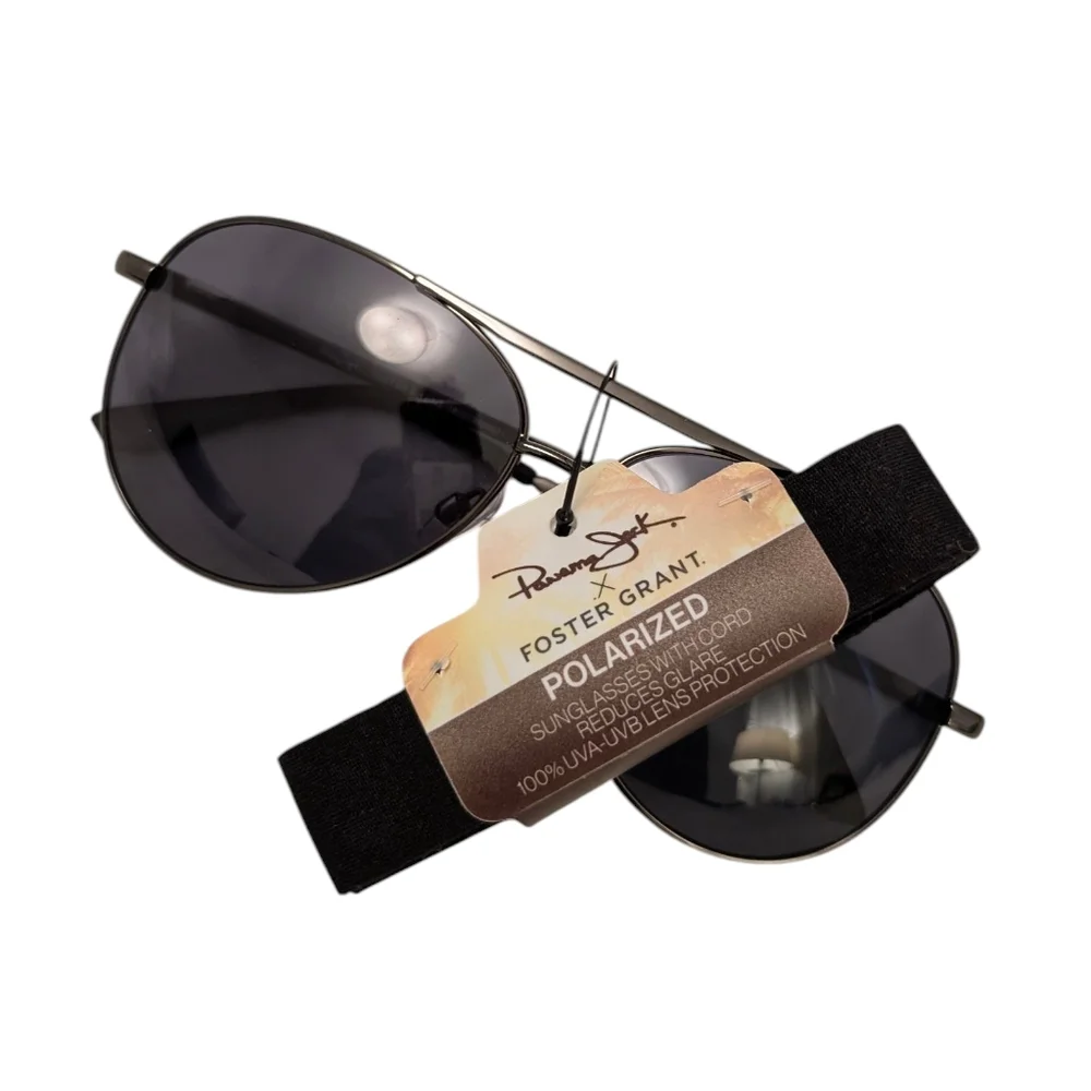 FOSTER GRANT Aviator Dark Sunglasses Polorized Grey Black NEW